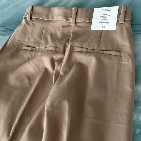 Slacks Regular waist Ankle Length - Picture 3 of 3